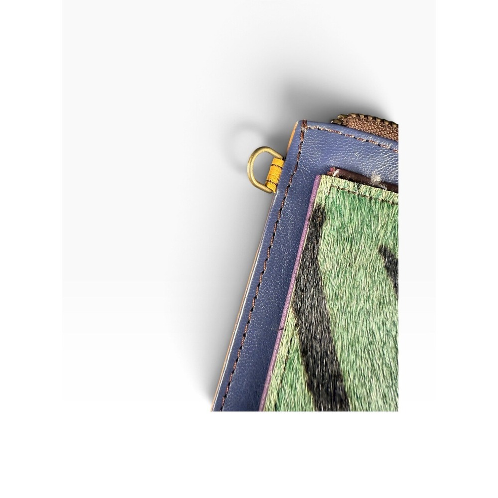 Soruka rare coveted one of a kind wallet and crossbody clutch. Missing strap. - Picture 4 of 16